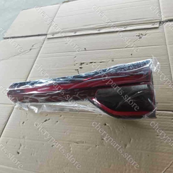 605000204ab tail gate light right tail gate 15