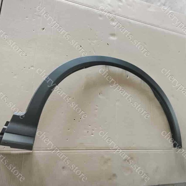 609002511aa front wheel arch trim right 1600
