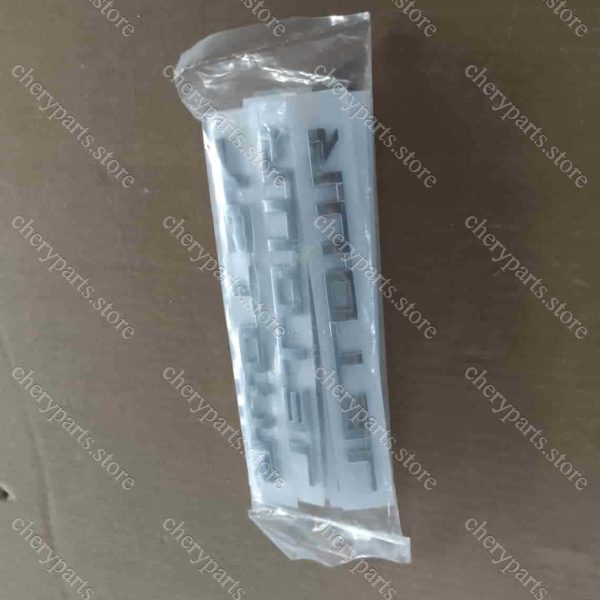 609002635aa rear logo 220