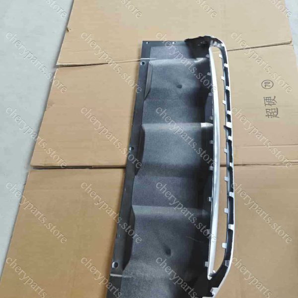 f01-2803507 front bumper lower trim 1566