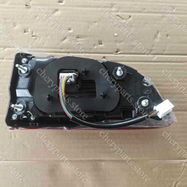 f01-4433030 tail light-left fender 398