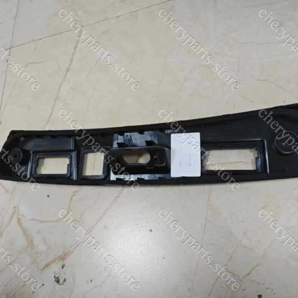 f01-5608110fl no plate light trim plate 414