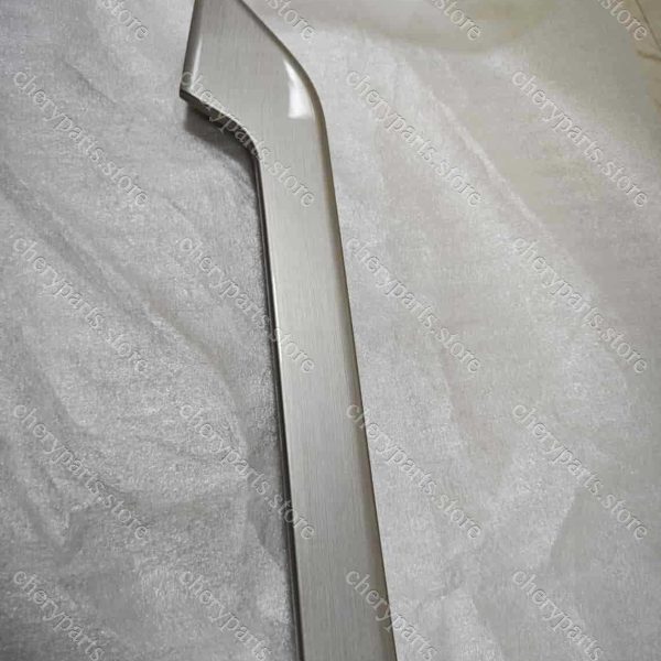 f01-6202040fl lower strip-rear right door inner handle 439