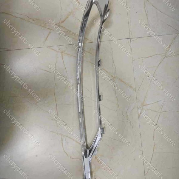 f08-2804505fl rear left fog light trimstrip 556