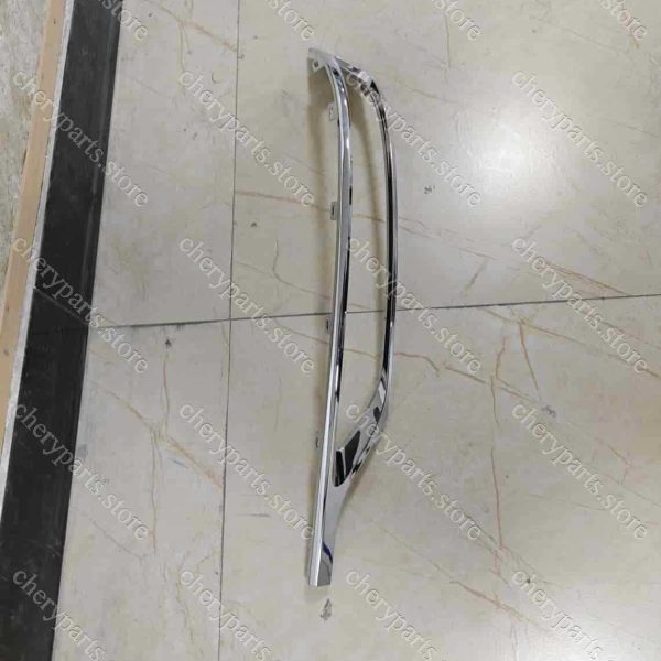 f08-2804506fl right rear fog light trimstrip 558