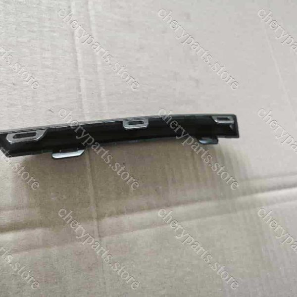 f16-2803549ca-dq grille bright strip 3-dq 1647