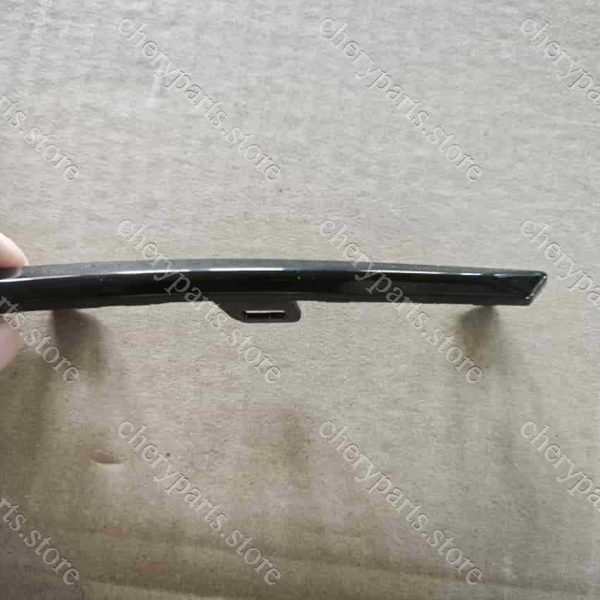 f16-2803555ca-dq grille bright strip 9-dq 1656