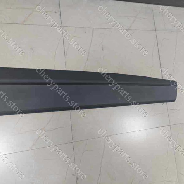 f16-5500220ca trim panel assy-front door right 840