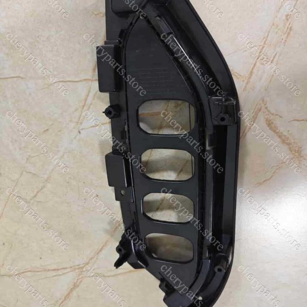 f18-2803512 cover-front bumper drl right 957