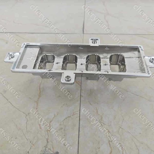 f18-4499020wd silver trim-right daytime running light 1092