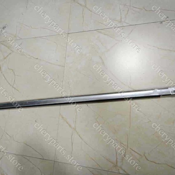 f18-6107117 outer water proof strip-front door left 1127