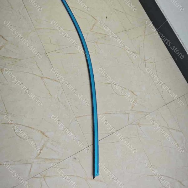 f20-6107220 trim strip assy-front door right 1240