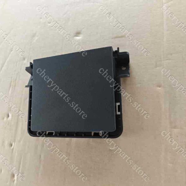 f26-2804517 a towing hook cover in the middle of the 1751