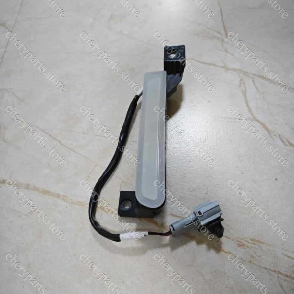 f26-4417010ad left rear wheel eyebrow light 1339