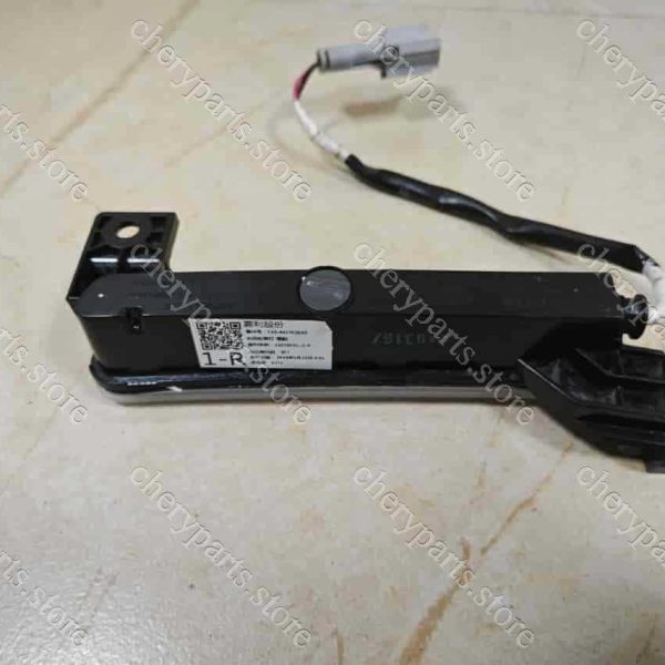 f26-4417010ae right rear wheel eyebrow light 1342