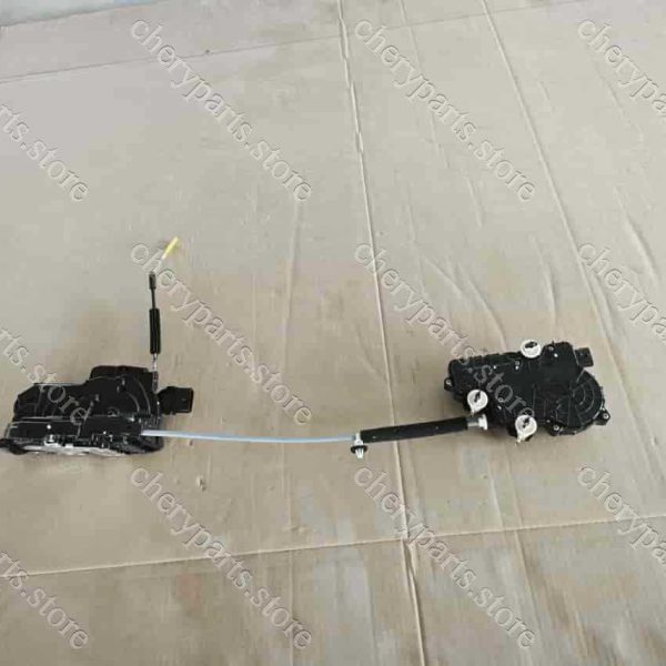 f26-5606030 rear door self-priming lock assy 1799