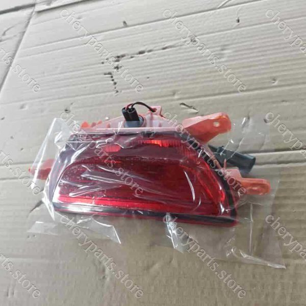 j42-4416030 rear bumper reflector middle 95